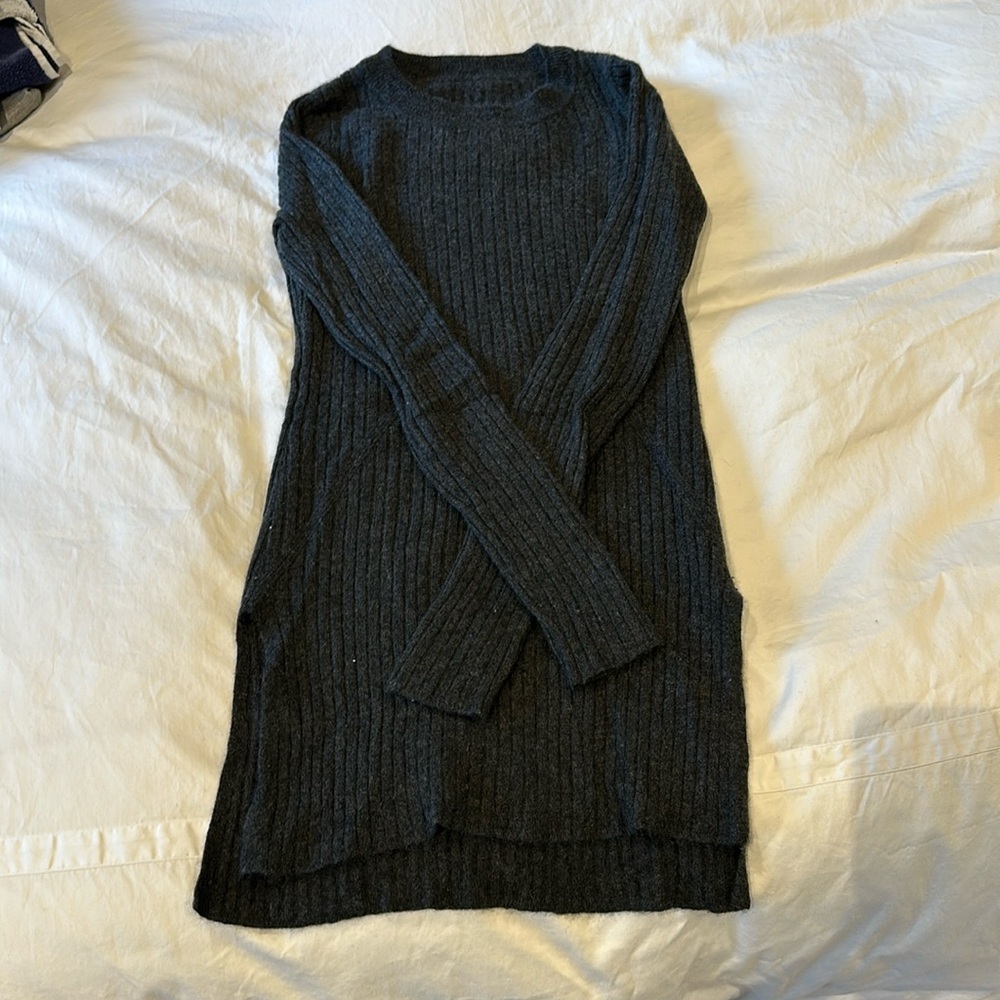 Cashmere sweater